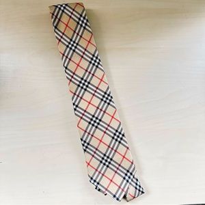Vintage Burberry tan nova check tie